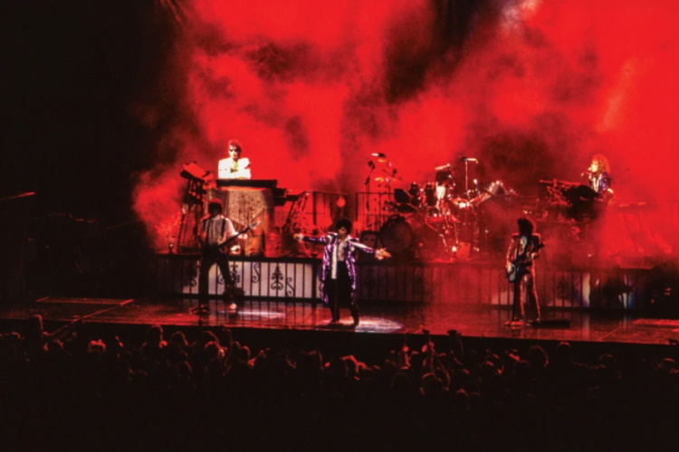 Prince And The Revolution - Purple Rain Tour - Live 1985 (americansongwriter.com)