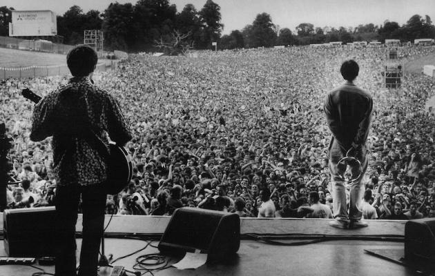 Oasis - Knebworth - Augustus 1996 (writteninmusic.nl)