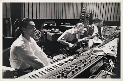 Brian Eno + David Byrne - www.bush-of-ghosts.com - watch (4) (bush-of-ghosts.com)