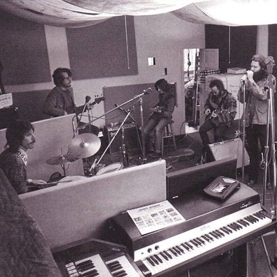 The Doors - Cars Hiss By My Window (sentirelblues.blogspot.com)